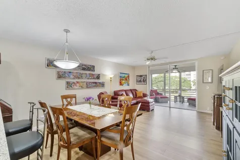 27 Abbey Lane Delray Beach FL 33446