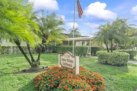 27 Abbey Lane Delray Beach FL 33446