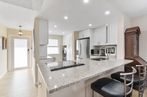 27 Abbey Lane Delray Beach FL 33446