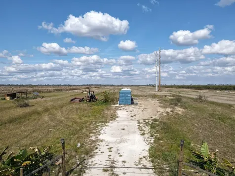 6694 5th Road LaBelle FL 33935