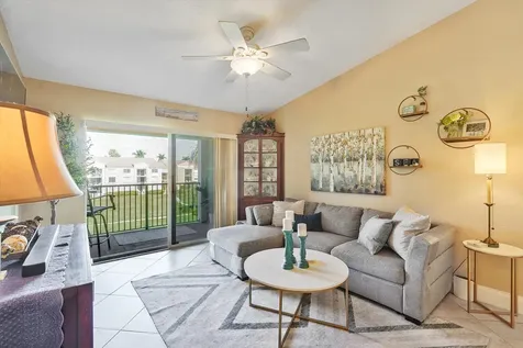 157 Yacht Club Way Hypoluxo FL 33462