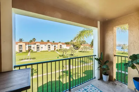 157 Yacht Club Way Hypoluxo FL 33462