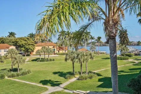 157 Yacht Club Way Hypoluxo FL 33462