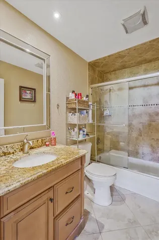 157 Yacht Club Way Hypoluxo FL 33462