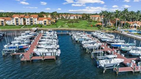 157 Yacht Club Way Hypoluxo FL 33462