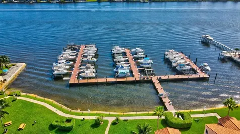 157 Yacht Club Way Hypoluxo FL 33462