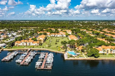 157 Yacht Club Way Hypoluxo FL 33462