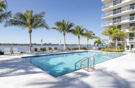 2560 S Ocean Boulevard Palm Beach FL 33480