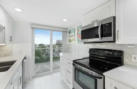 2560 S Ocean Boulevard Palm Beach FL 33480