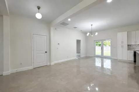 655 Sw Seagull Terrace Port Saint Lucie FL 34953