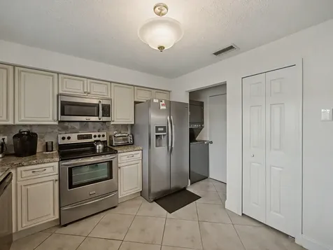 4759 Storkwood Terrace Boynton Beach FL 33436