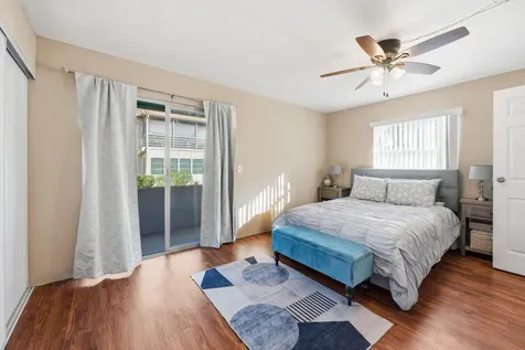 207 Saxony Delray Beach FL 33446