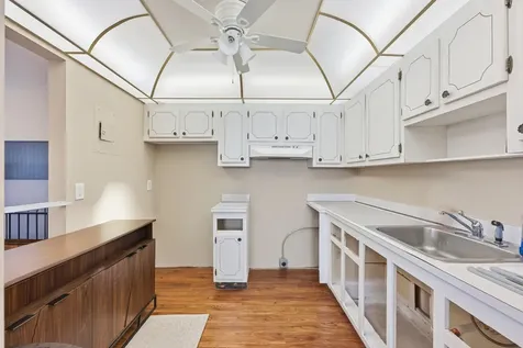 207 Saxony Delray Beach FL 33446