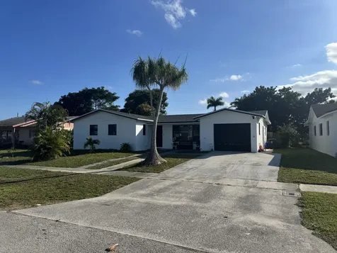4170 Sussex Avenue Lake Worth FL 33461