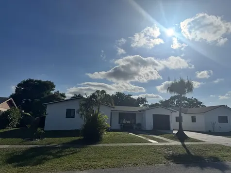 4170 Sussex Avenue Lake Worth FL 33461