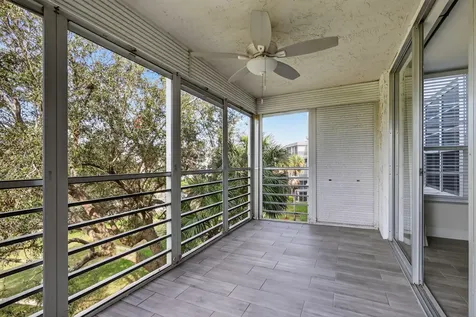 545 Oaks Lane Pompano Beach FL 33069