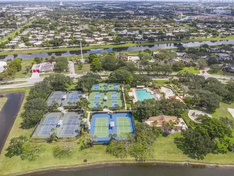 2855 Eagle Lane West Palm Beach FL 33409
