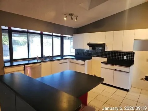 1994 Sw Guernsey Street Port Saint Lucie FL 34953