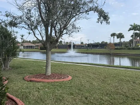 6525 Oxford Circle Vero Beach FL 32966