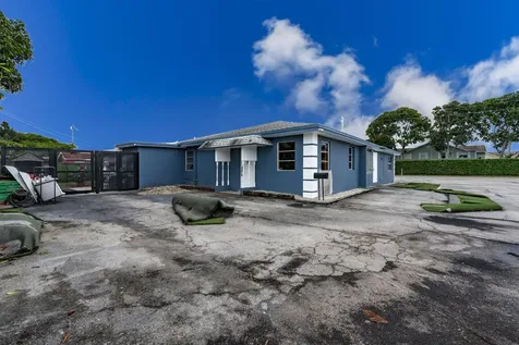 945 Miner Road Lake Worth FL 33462