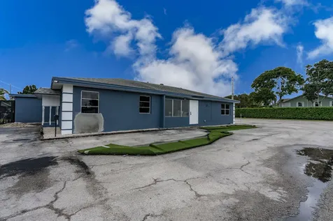 945 Miner Road Lake Worth FL 33462