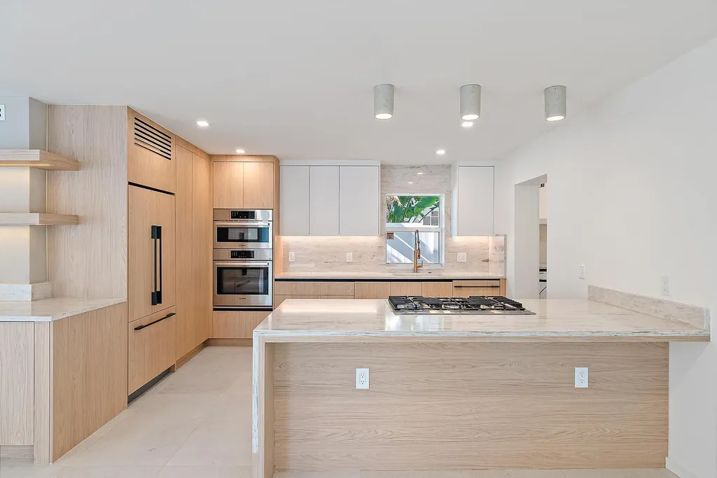 107 Sandal Lane Palm Beach Shores FL 33404