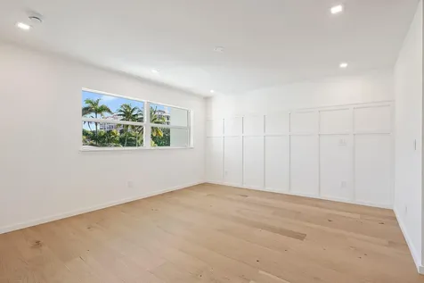107 Sandal Lane Palm Beach Shores FL 33404