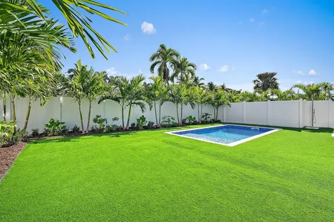 107 Sandal Lane Palm Beach Shores FL 33404