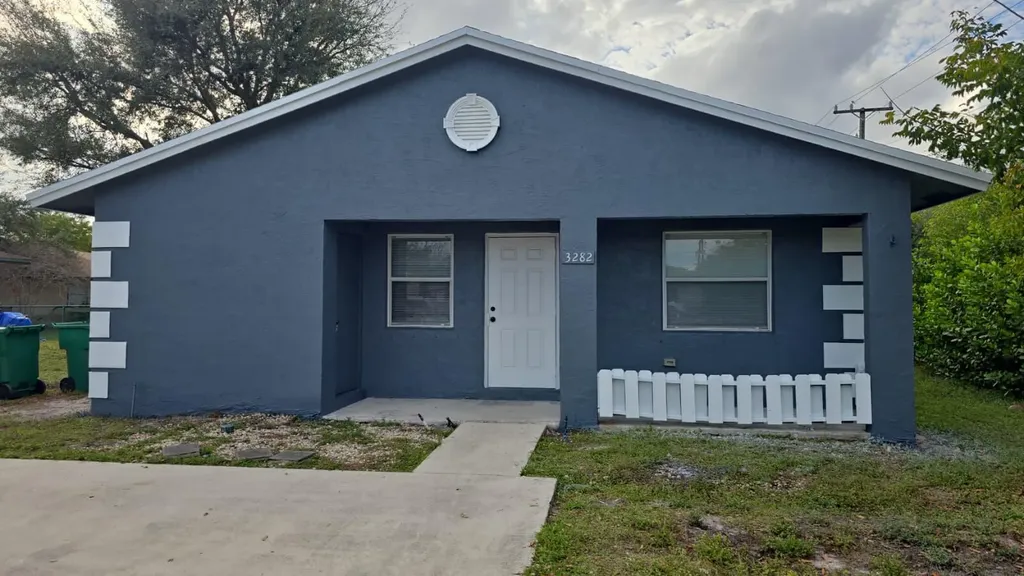 3282 Nw 75th Way Davie FL 33024