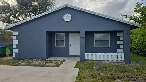 3282 Nw 75th Way Davie FL 33024