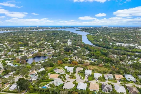 139 Shores Pointe Drive Jupiter FL 33458
