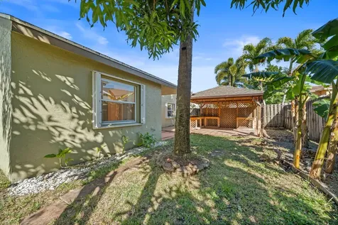 113 Cypress Lane Royal Palm Beach FL 33411