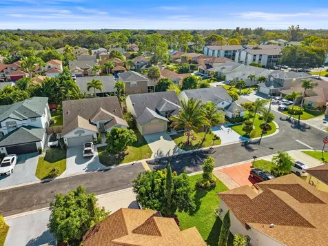 113 Cypress Lane Royal Palm Beach FL 33411