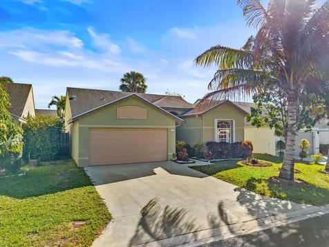113 Cypress Lane Royal Palm Beach FL 33411