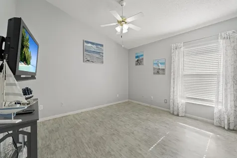 649 Nw San Remo Circle Port Saint Lucie FL 34986