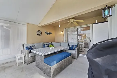 649 Nw San Remo Circle Port Saint Lucie FL 34986