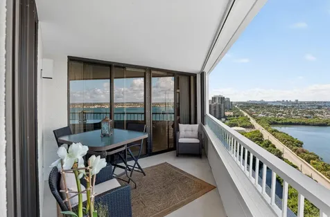 5080 N Ocean Drive Singer Island FL 33404