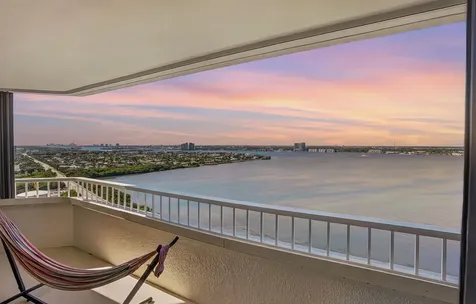 5080 N Ocean Drive Singer Island FL 33404
