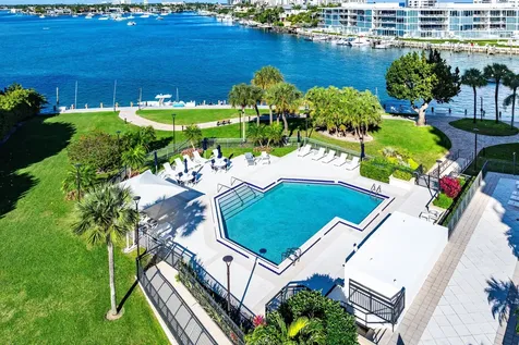 901 E Camino Real Boca Raton FL 33432