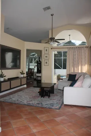 639 Sw Lake Charles Circle Port Saint Lucie FL 34986
