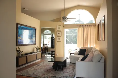 639 Sw Lake Charles Circle Port Saint Lucie FL 34986