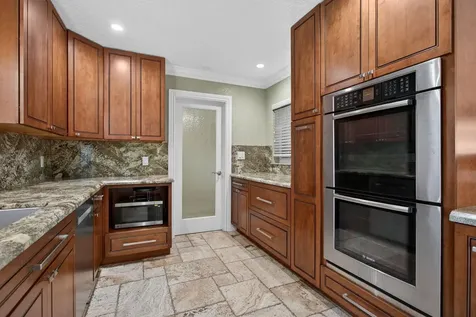 5511 Ne 18th Terrace Fort Lauderdale FL 33308