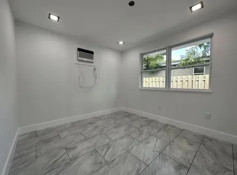 707 NW 3rd Avenue Pompano Beach FL 33060