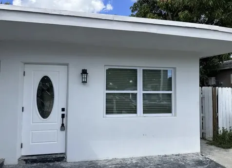 707 NW 3rd Avenue Pompano Beach FL 33060