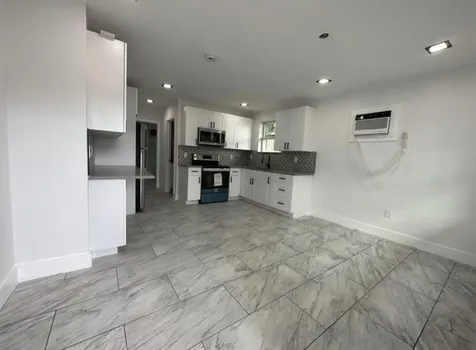 707 NW 3rd Avenue Pompano Beach FL 33060