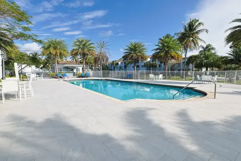 2640 S University Drive Davie FL 33328