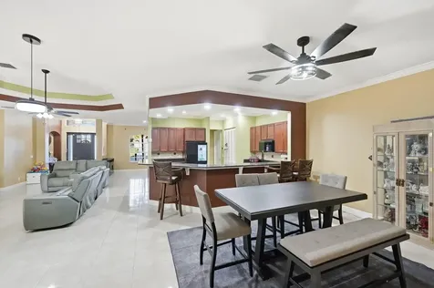 3820 Sw Cheribon Street Port Saint Lucie FL 34953