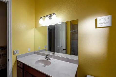 3820 Sw Cheribon Street Port Saint Lucie FL 34953