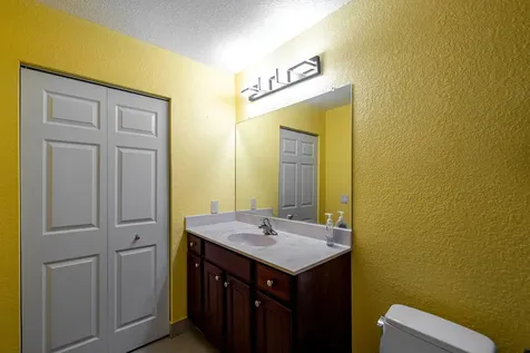 3820 Sw Cheribon Street Port Saint Lucie FL 34953
