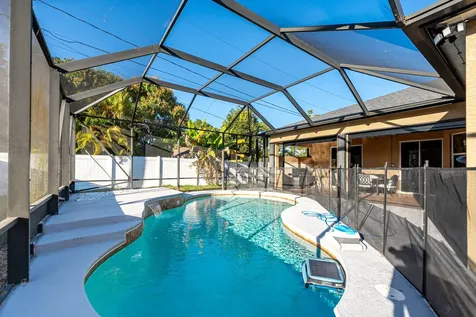 3820 Sw Cheribon Street Port Saint Lucie FL 34953